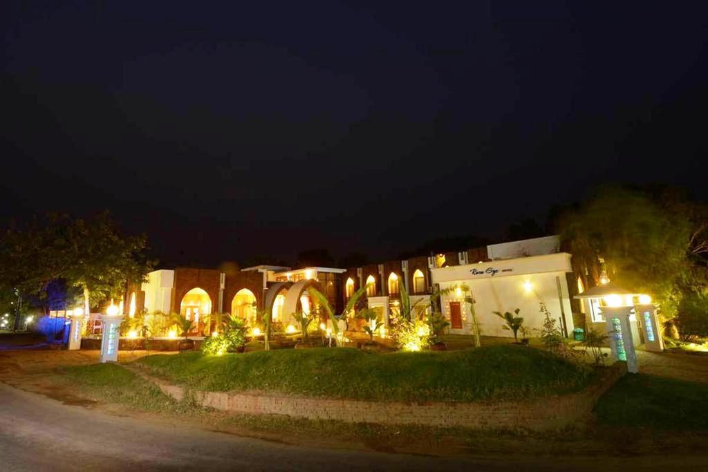 Raza Gyo Hotel Bagan Exterior foto