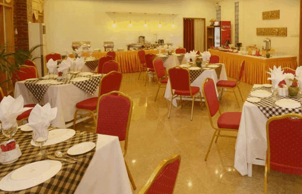 Raza Gyo Hotel Bagan Exterior foto