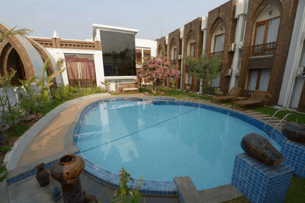 Raza Gyo Hotel Bagan Exterior foto